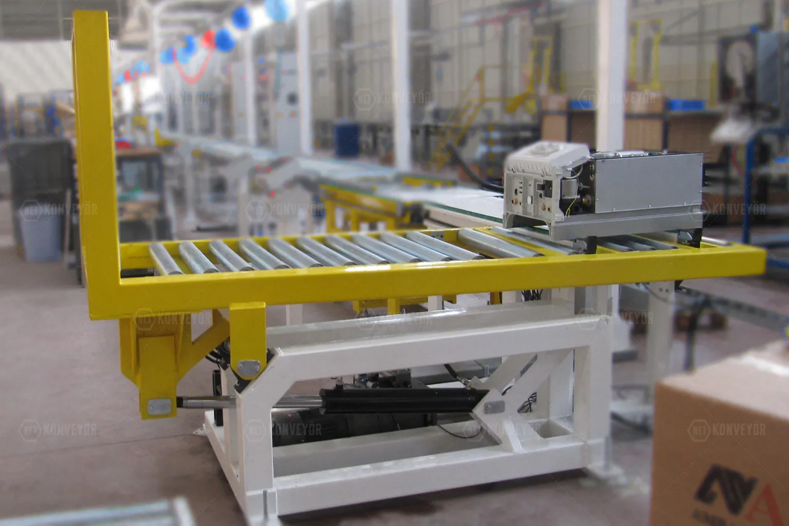 Tilting Conveyor