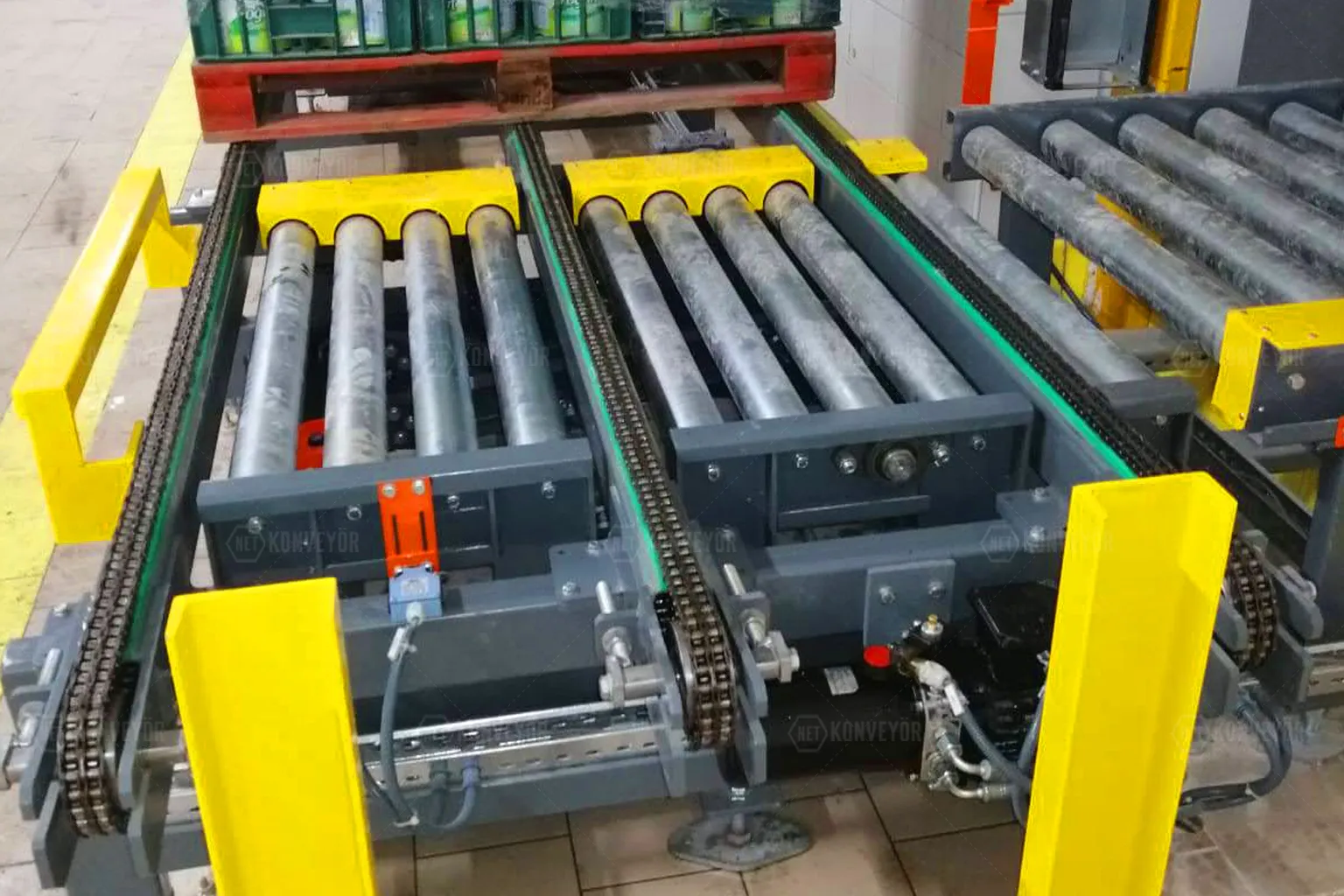 Roller Transfer (Pop-Up) Conveyor